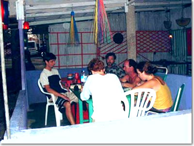 Lavalon Bar Kupang